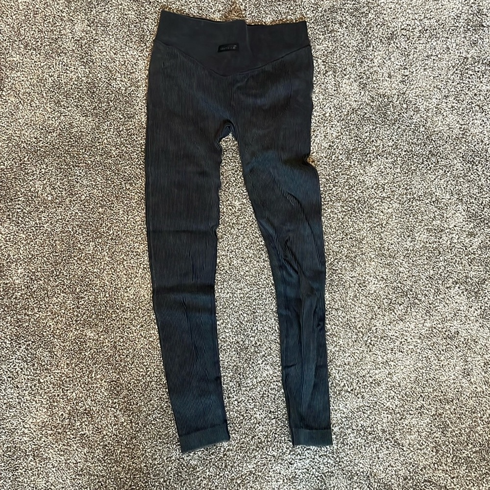 High waisted booty scrunch leggings